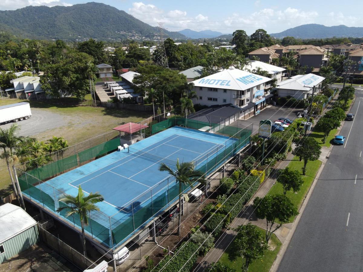 Cairns Reef Apartments & Motel Екстер'єр фото