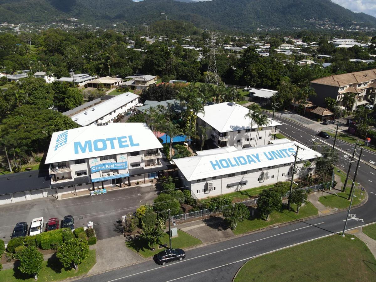 Cairns Reef Apartments & Motel Екстер'єр фото