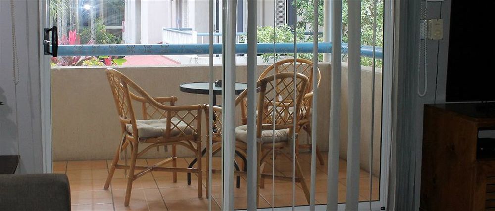 Cairns Reef Apartments & Motel Екстер'єр фото