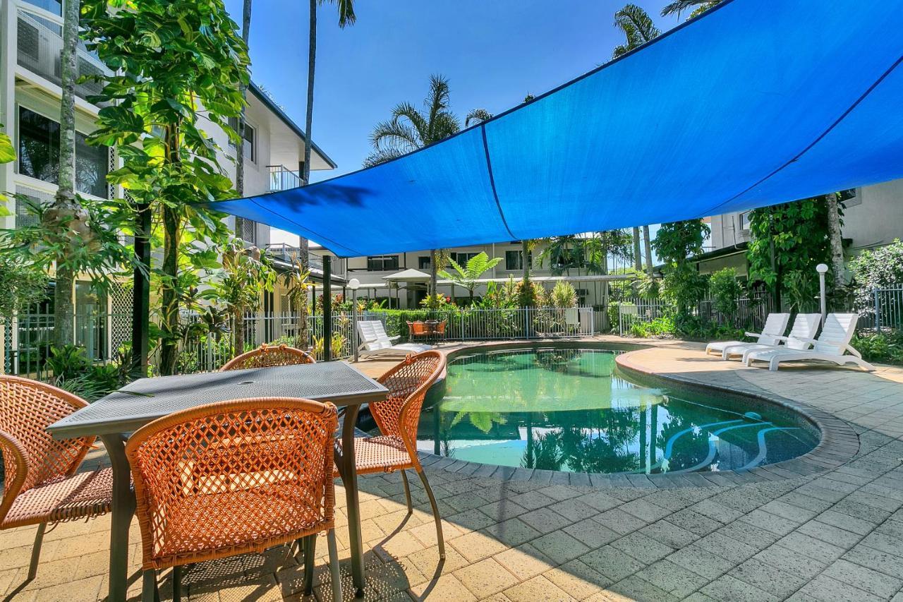 Cairns Reef Apartments & Motel Екстер'єр фото