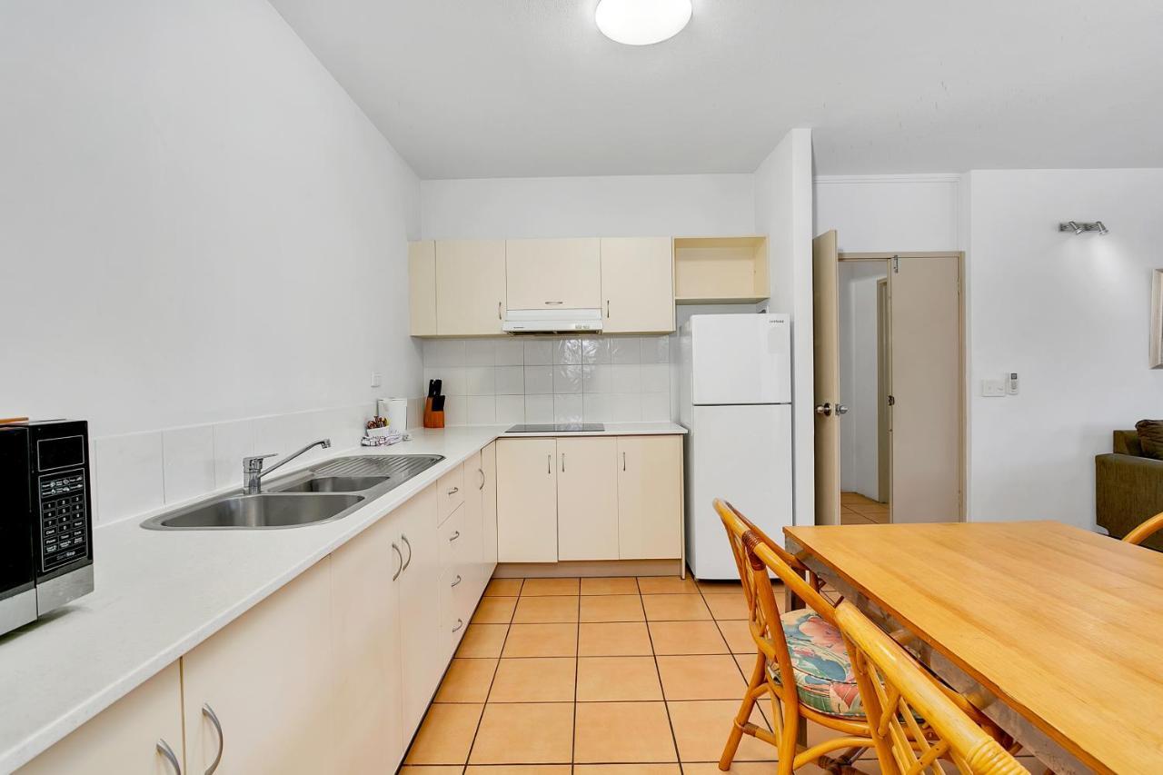 Cairns Reef Apartments & Motel Екстер'єр фото