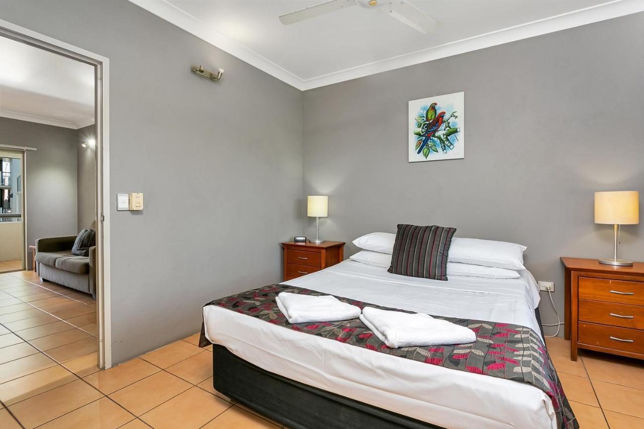 Cairns Reef Apartments & Motel Екстер'єр фото