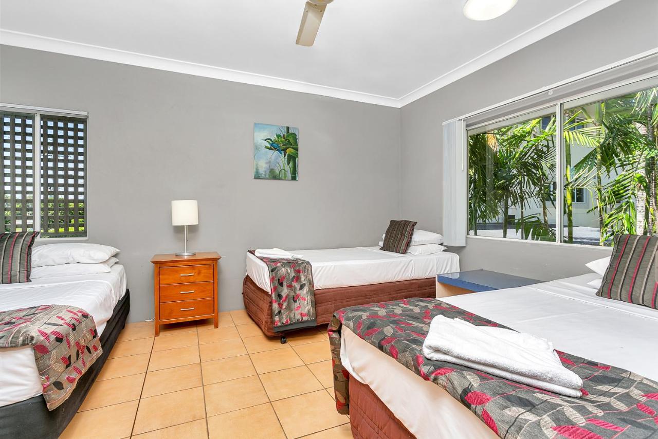 Cairns Reef Apartments & Motel Екстер'єр фото